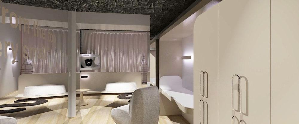 Hotel The Glamore Duomo Mailand